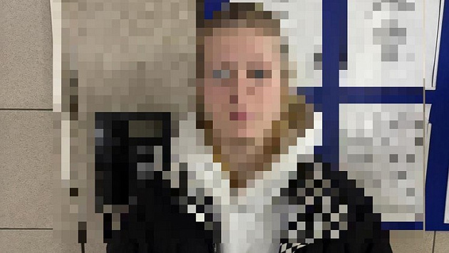 В Новосибирске задержали 17-летнюю девушку за помощь мошенникам