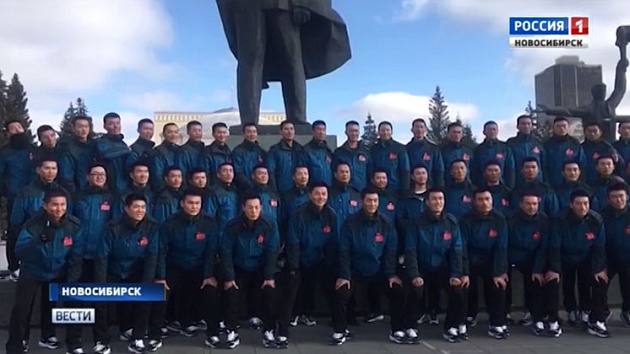Китайскому спецназу после учений показали достопримечательности Новосибирска
