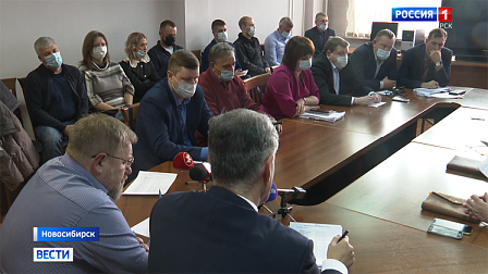 Новосибирские дорожники готовятся к работе в условиях снегопада