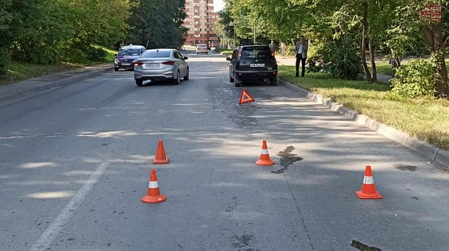 Школьника сбила иномарка в Октябрьском районе Новосибирска