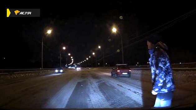 Новосибирец больше 10 часов прождал сотрудников ГАИ для оформления аварии