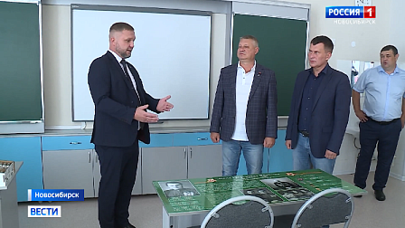 Новосибирские депутаты проверили готовность школ к новому учебному году
