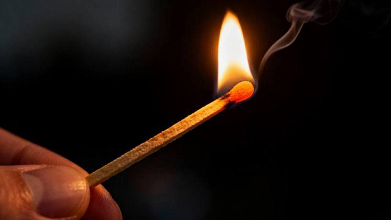 В Новосибирске задержали четверых подростков за поджоги вышек сотовой связи