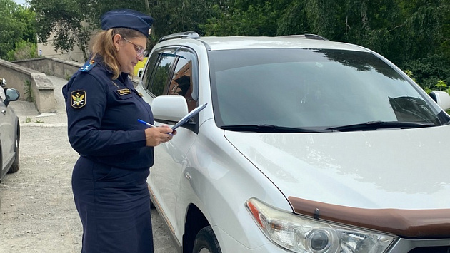 После ареста внедорожника новосибирец быстро нашел деньги на оплату алиментов