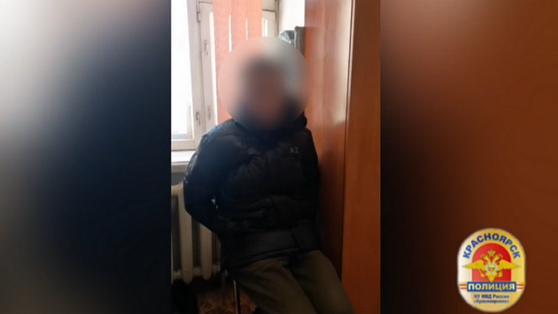 Новосибирец забрал у бабушки три миллиона и передал мошенникам в Красноярске