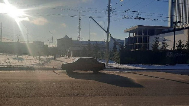 В Новосибирске водитель без прав сбил 71-летнюю бабушку на пешеходном переходе