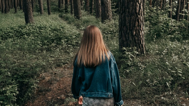 Сбежавшую из лагеря под Бердском глухонемую школьницу нашли через пять дней