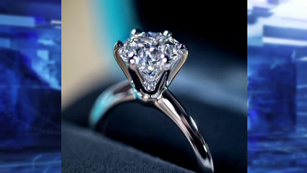 В Новосибирске выставили на продажу кольцо-дублёр Tiffany за 100 тысяч рублей
