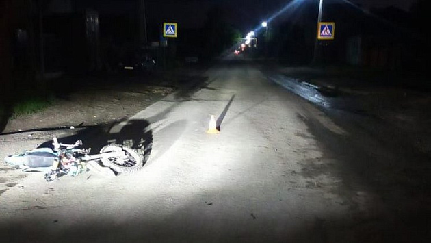 В Новосибирске 11-летний водитель питбайка пострадал в столкновении с машиной