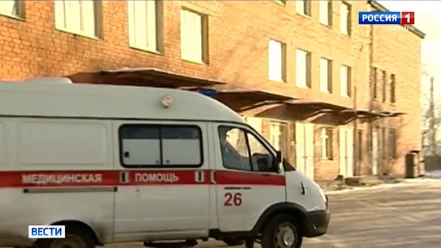 Десять человек поели салаты и попали в больницу в Иркутске