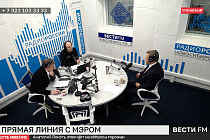 Мэр Новосибирска Анатолий Локоть ответил на вопросы горожан в прямом эфире