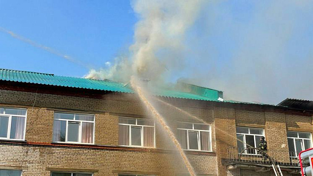 В новосибирской ЦКБ опровергли информацию о смерти пациентки во время эвакуации при пожаре
