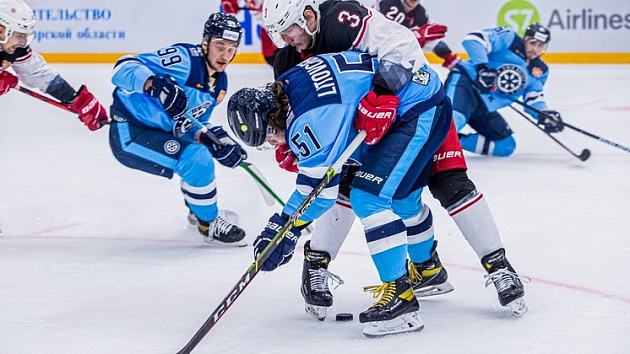 Хоккейная «Сибирь» обыграла подольский «Витязь» в домашнем матче