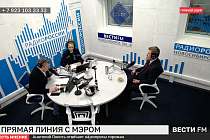 Мэр Новосибирска Анатолий Локоть ответил на вопросы горожан