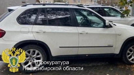 Лишенный прав новосибирец попался на пьяной езде на BMW с поддельными номерами