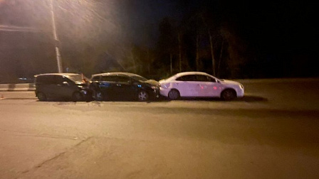 В Новосибирске трёхлетний пассажир пострадал в массовом столкновении автомобилей
