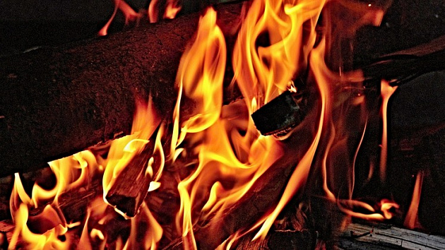 В Новосибирской области три человека погибли в пожарах за неделю 