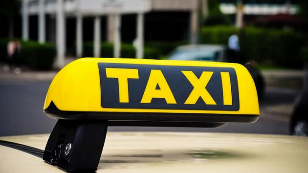 В Новосибирске водитель «Яндекс.Такси» отказался везти девушку с 4-месячным ребёнком