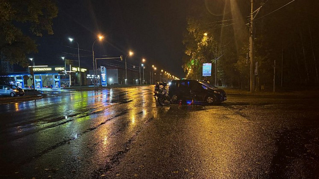 В Новосибирске 17-летний мотоциклист пострадал в столкновения с машиной