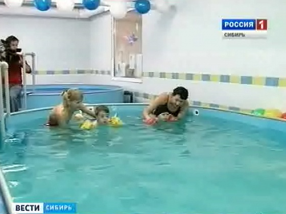 В Барнауле прошел первый в Сибирском регионе "Заплыв карапузов"
