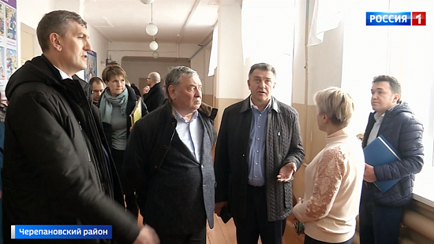 Депутаты проверили ход строительства новой врачебной амбулатории в Черепановском районе