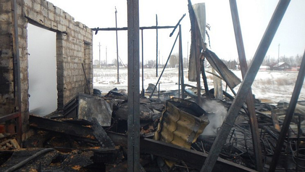 Хозяина сгоревшего кафе в Новосибирской области осудят за смерть работницы