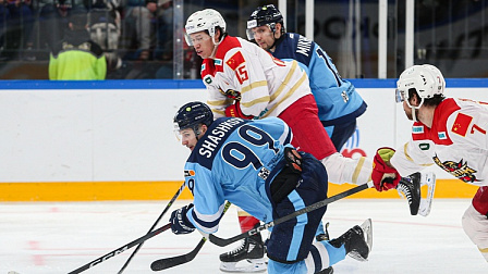 Хоккейная «Сибирь» в домашнем матче выиграла «Куньлунь Ред Старс» со счетом 3:2
