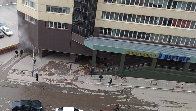Закрытому из-за аварии бизнес-центру в Новосибирске включили отопление