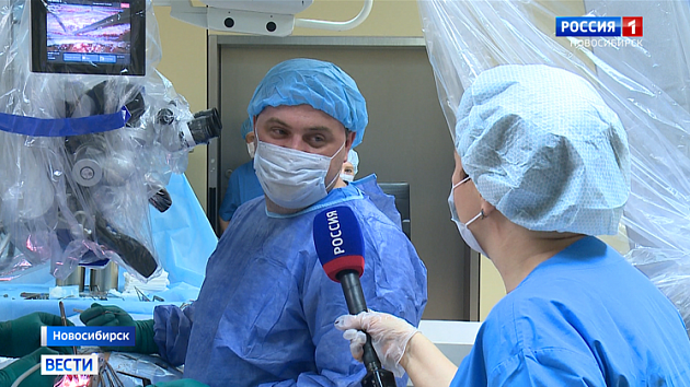 Новосибирские врачи спасли пациентку из Омска с редким диагнозом
