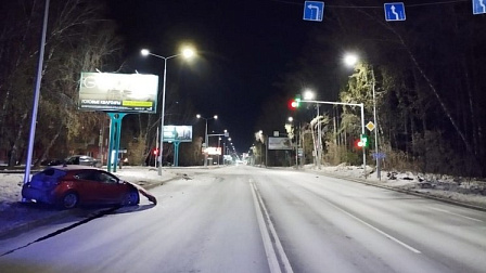 В Новосибирске двое взрослых и ребёнок пострадали в ДТП на улице Героев Труда