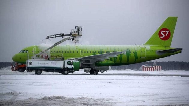Новосибирская авиакомпания S7 опровергла возгорание двигателя самолета