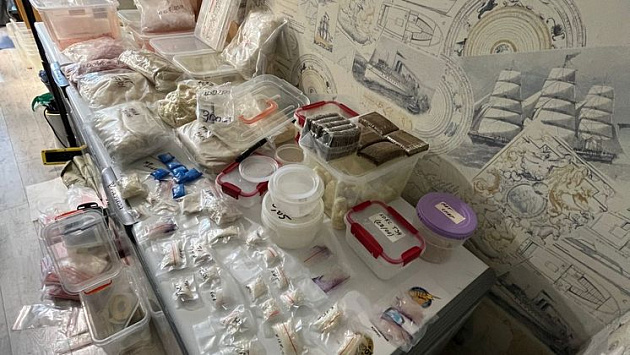 Безработный новосибирец попался полицейским с 25 килограммами наркотиков