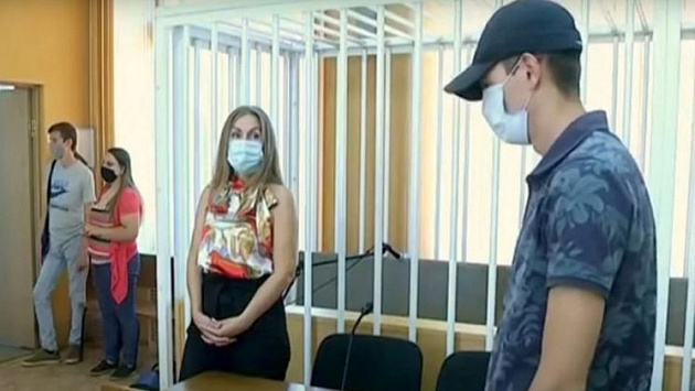 Задавившего журналиста Лучанского водителя досрочно освободили в Новосибирске