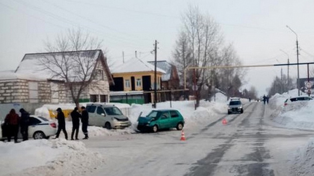 В Новосибирской области 57-летнюю женщину доставили в больницу после ДТП