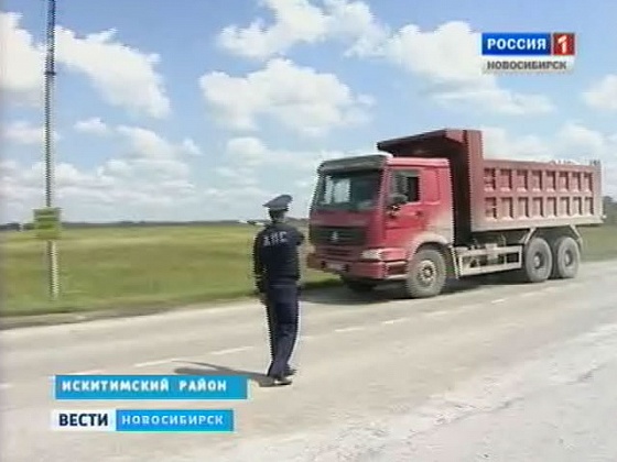 В Искитимском районе под угрозой срыва пассажирские перевозки и движение школьных автобусов