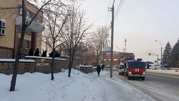 В Новосибирске прошла эвакуация в Железнодорожном суде из-за сообщения о минировании