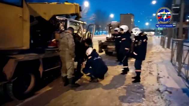 Водитель грузовика пострадал в ДТП в Кировском районе Новосибирска