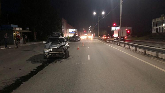 В Новосибирске 46-летняя женщина пострадала при столкновении двух Subaru Forester
