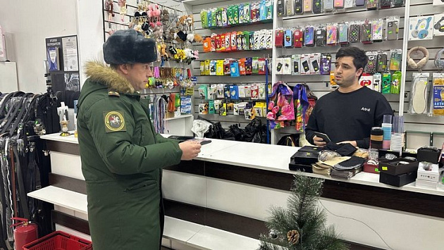 Пятерых уклонистов поймали в торговом центре Новосибирска и отвезли в военкомат