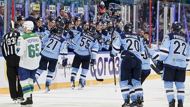 Хоккейная «Сибирь» одолела уфимский «Салават Юлаев» в серии буллитов