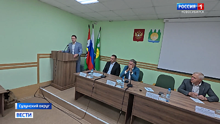 Спикер Заксобрания оценил ход уборочной в Сузунском районе Новосибирской области