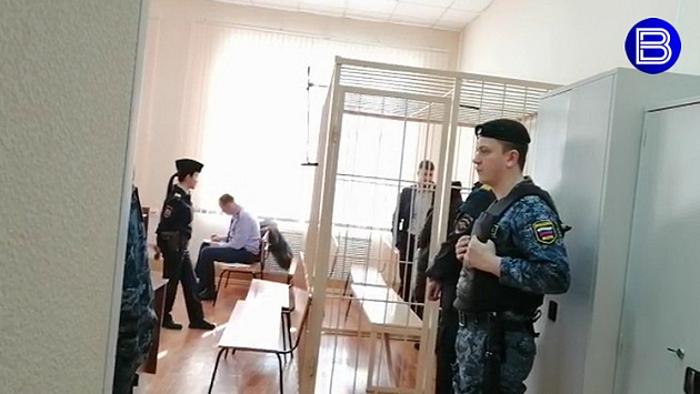 Суд арестовал 45-летнюю омичку по делу о взрыве газа и обрушении подъезда в Новосибирске