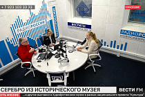 В Новосибирске работает выставка художественного серебра