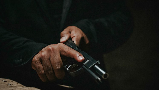 В Новосибирске осудили угрожавшего газовым пистолетом в магазине хулигана