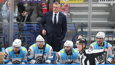 Хоккейная «Сибирь» всухую проиграла московскому ЦСКА со счётом 0:4