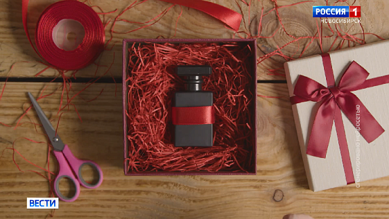 Поддельные духи под ёлкой новосибирцев могут стать опасным подарком