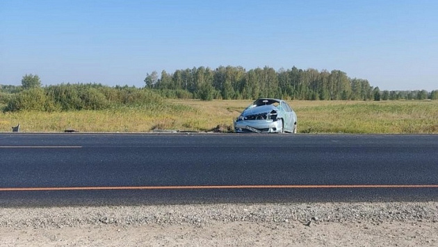 В Новосибирской области 31-летняя женщина погибла в перевернувшемся автомобиле