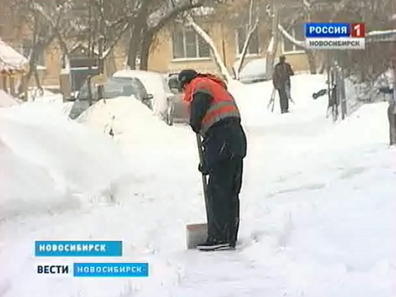 Ночная метель стала неприятным сюрпризом для коммунальных служб Новосибирска