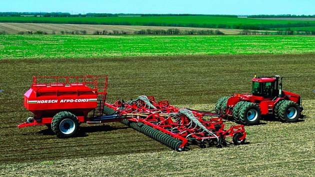 Посевные комплексы: возможности и отличия от обычных сеялок